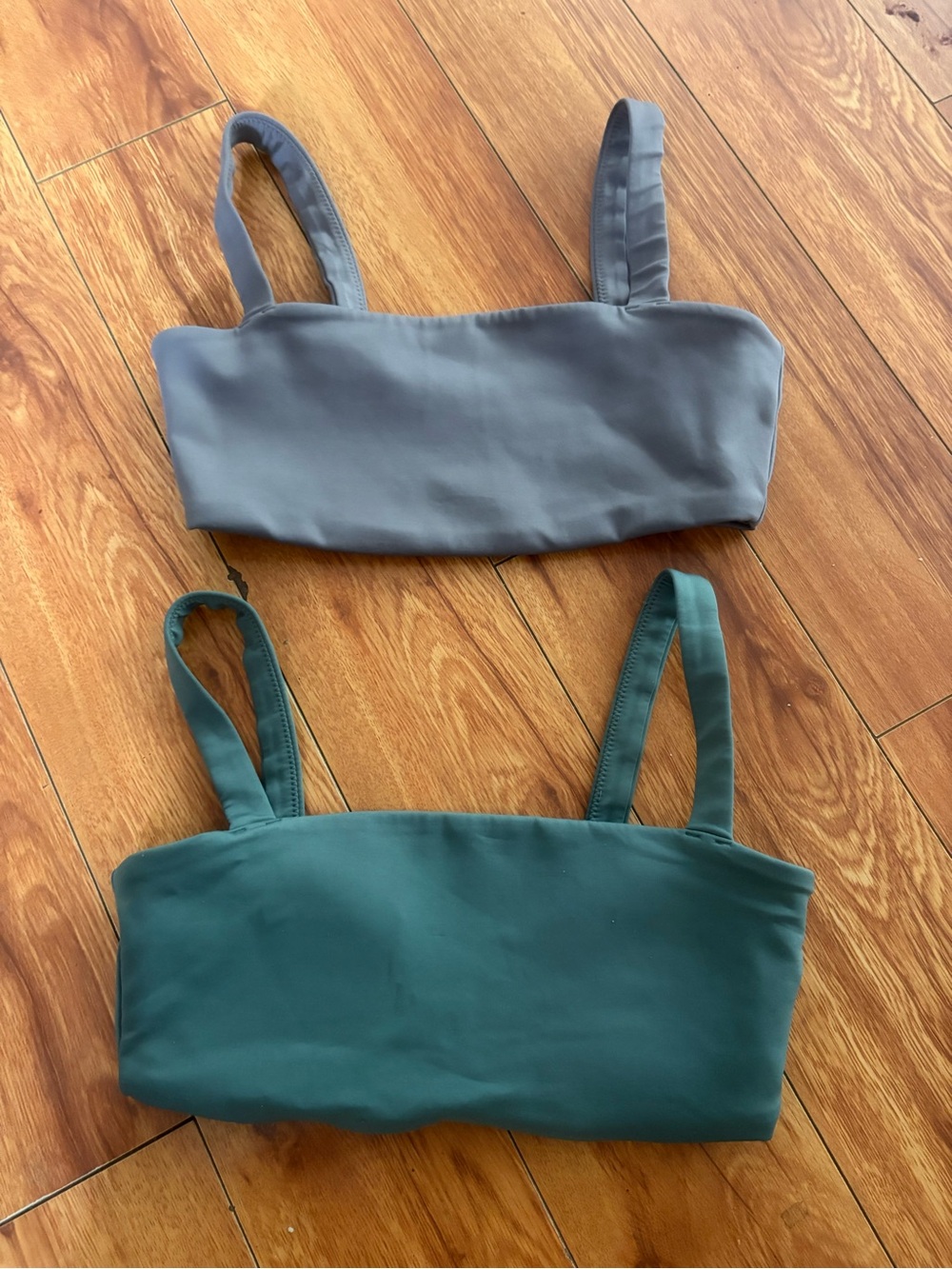 2 vuori evole square neck purple dusk and Green sage